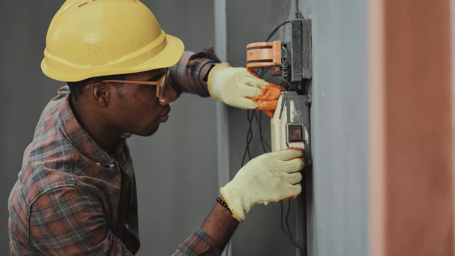 Black Owned Electrical Contractors You Can Support Miami