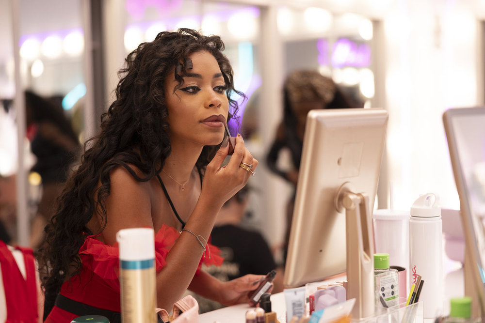Who Is Amaya Espinal On ‘Love Island USA’ Season 7? Here’s What To Know