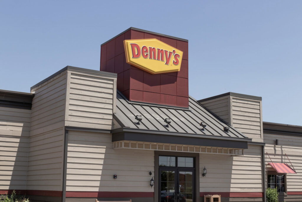 Denny’s In Pennsylvania Sued By 5 Black Women For Racial Discrimination