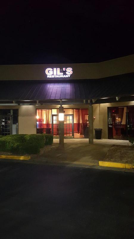 Gil's Restaurant 