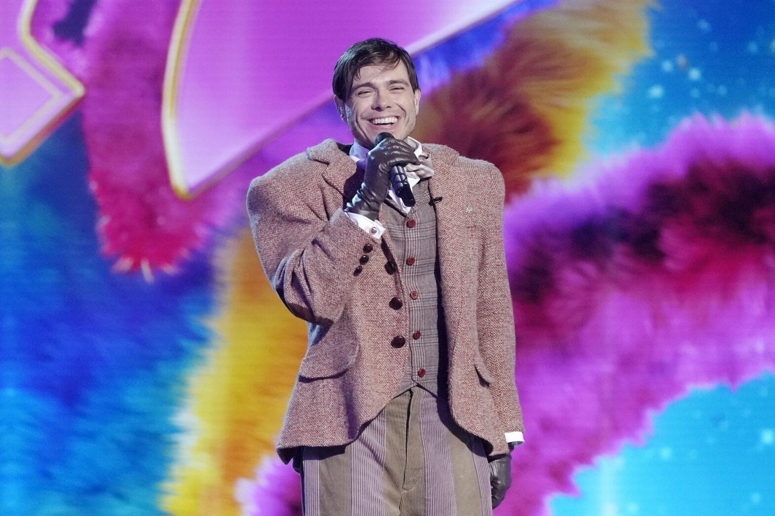 Matthew Lawrence On Performing TLC Song On ‘The Masked Singer’ With Support From Chilli, T-Boz