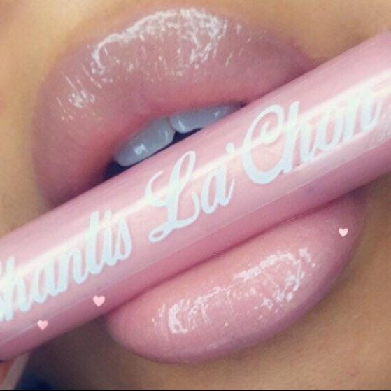 Shantis La’Chon Cosmetics & Fashion